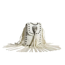 Bolsa Transversal Feminina com Franjas e Rebites